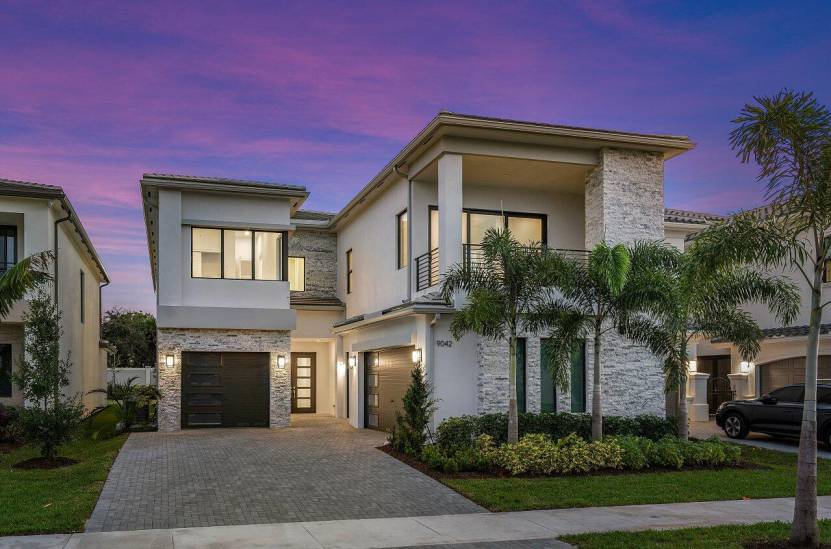 9042 Dulcetto Court, Boca Raton