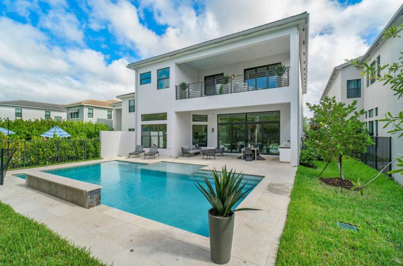 8988 Dulcetto Court, Boca Raton