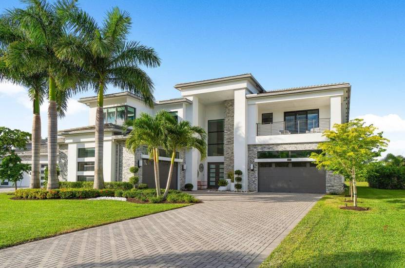 9287 Biaggio Road, Boca Raton